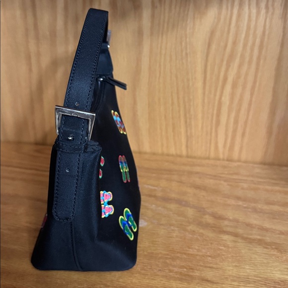 Handbag - Picture 2 of 10